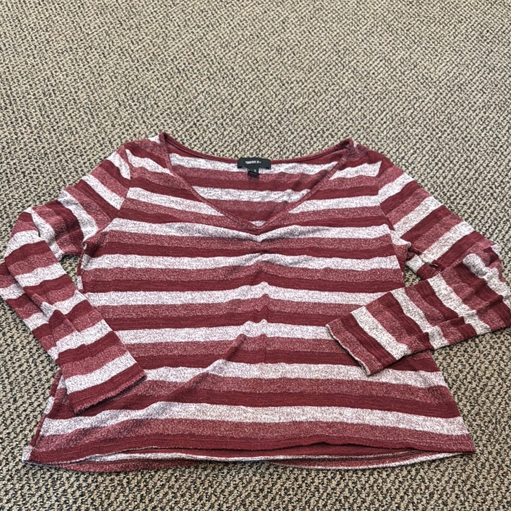 Striped V-Neck Long Sleeve Top